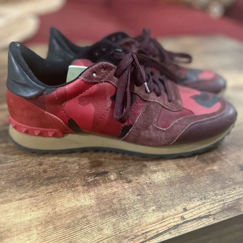 Valentino Garavani Rockstud Accents